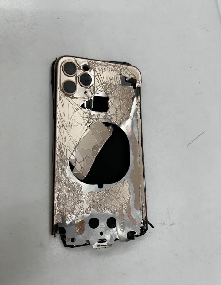 Móvil roto antes de reparar Guadix